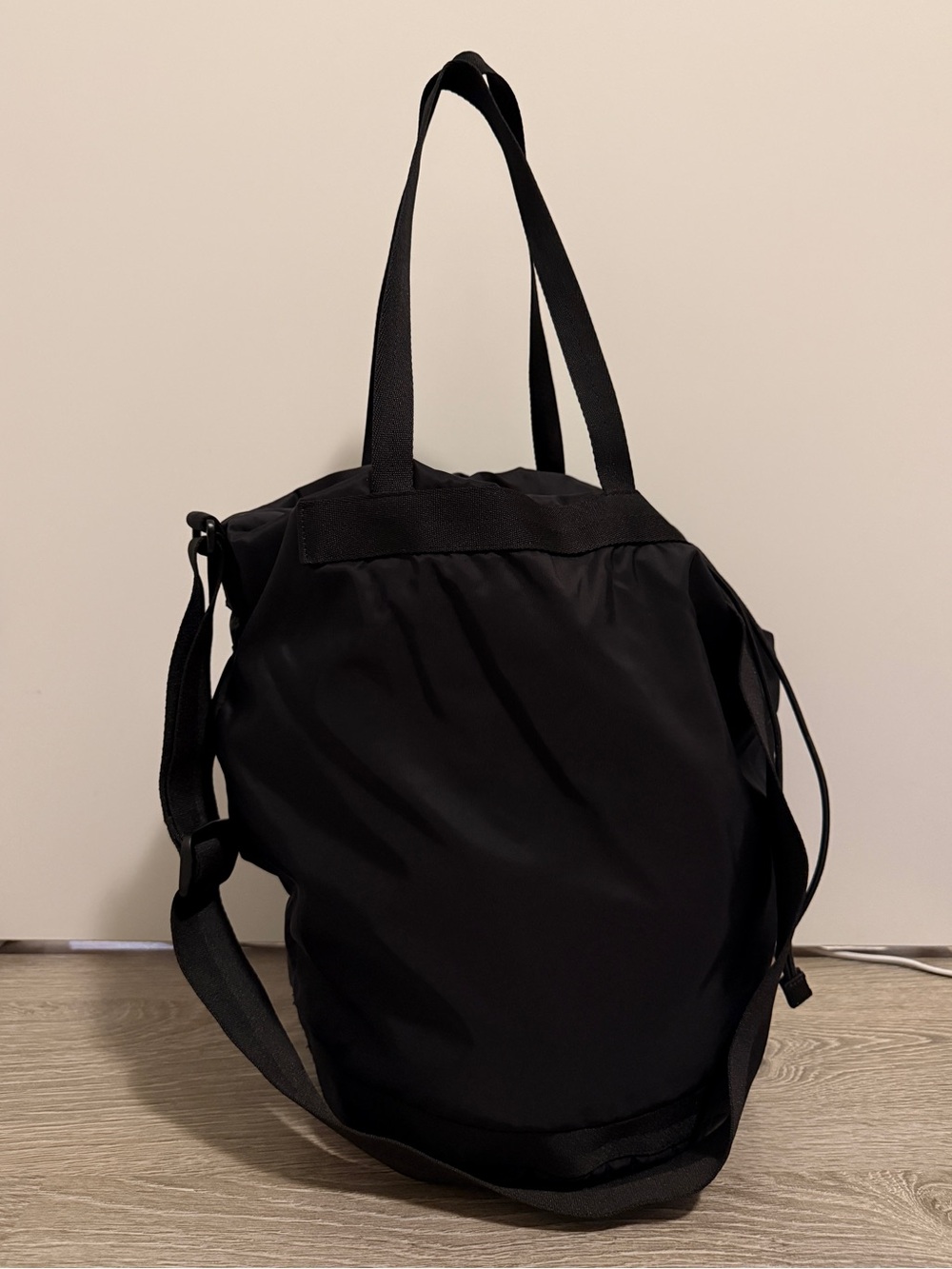 Uniqlo Black Drawstring Bag
